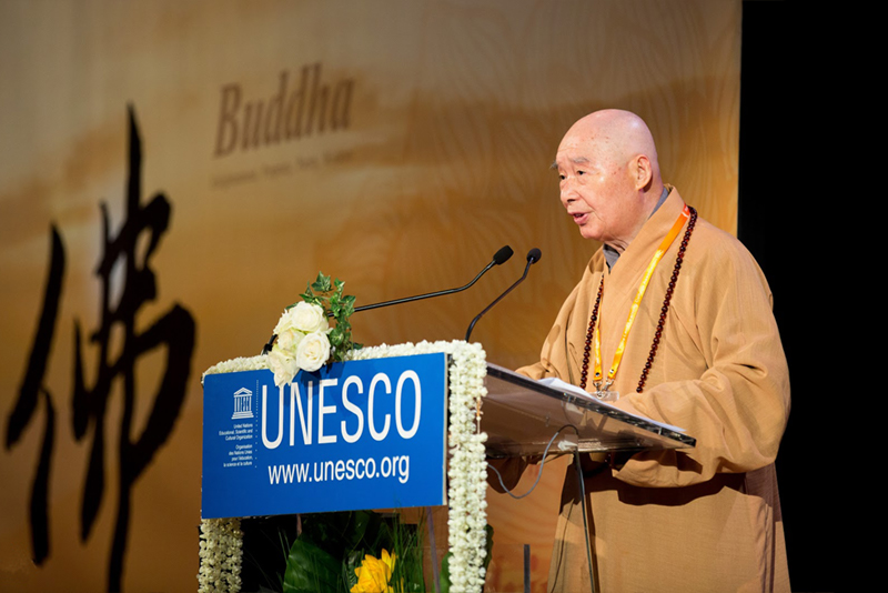 淨空老教授於 UNESCO 講台發言